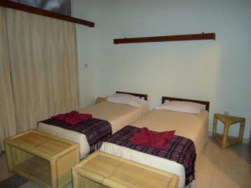 Kelimutu Crater Lakes Ecolodge Desa Kowanara Exterior photo